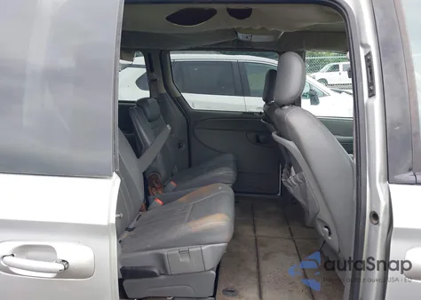 2007 Dodge Grand Caravan Sxt z USA, uszkodzony, nr VIN 2D4GP44L37R357293